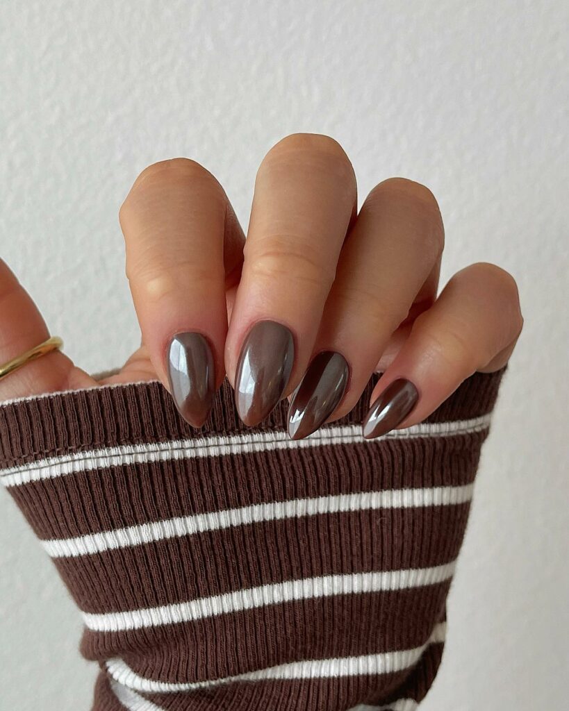 20 Latest Brown Chrome Nails Ideas To Try In 2024! 26 Understated Elegance of Simple Brown Chrome Nails