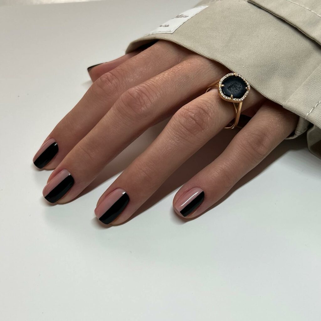20 Latest Negative Space Nail Ideas To Try In 2024! 14 Negative Space Black Short Nails