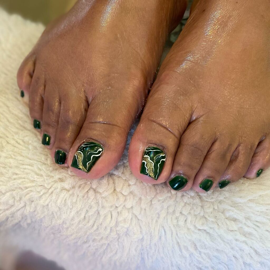 22 Fall Pedicure Color Ideas to Spice Up Your Look in 2024 28 Abstract Green & Gold