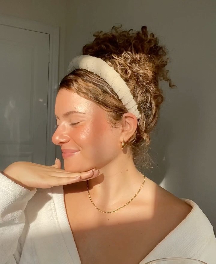 30 Curly Hairstyles Ideas to Flaunt Your Curls in 2024 29 Upside Down Braid Bun