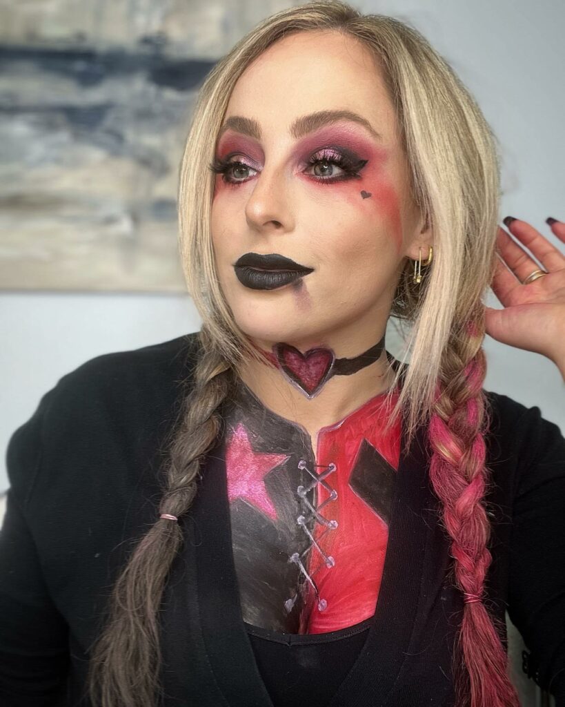 30 Spooky Halloween Hairstyles Ideas to Experiment with in 2024 23 Harley Quinn Vibes
