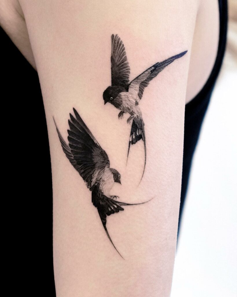 10 Amazing Swallow Tattoo Designs & Their Meaning 10 Swallow Tattoo