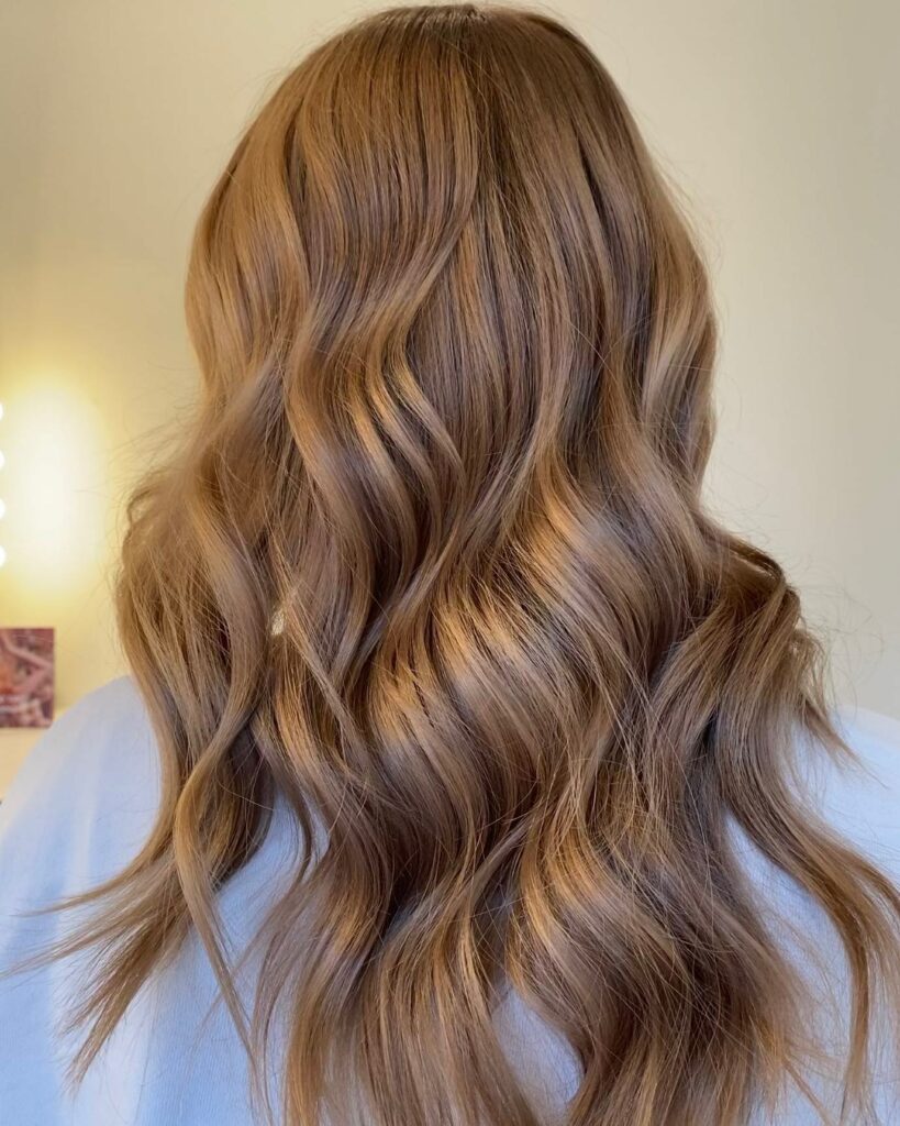 55 Dirty Blonde Ideas to Try in 2024 27 Dirty Strawberry Blonde