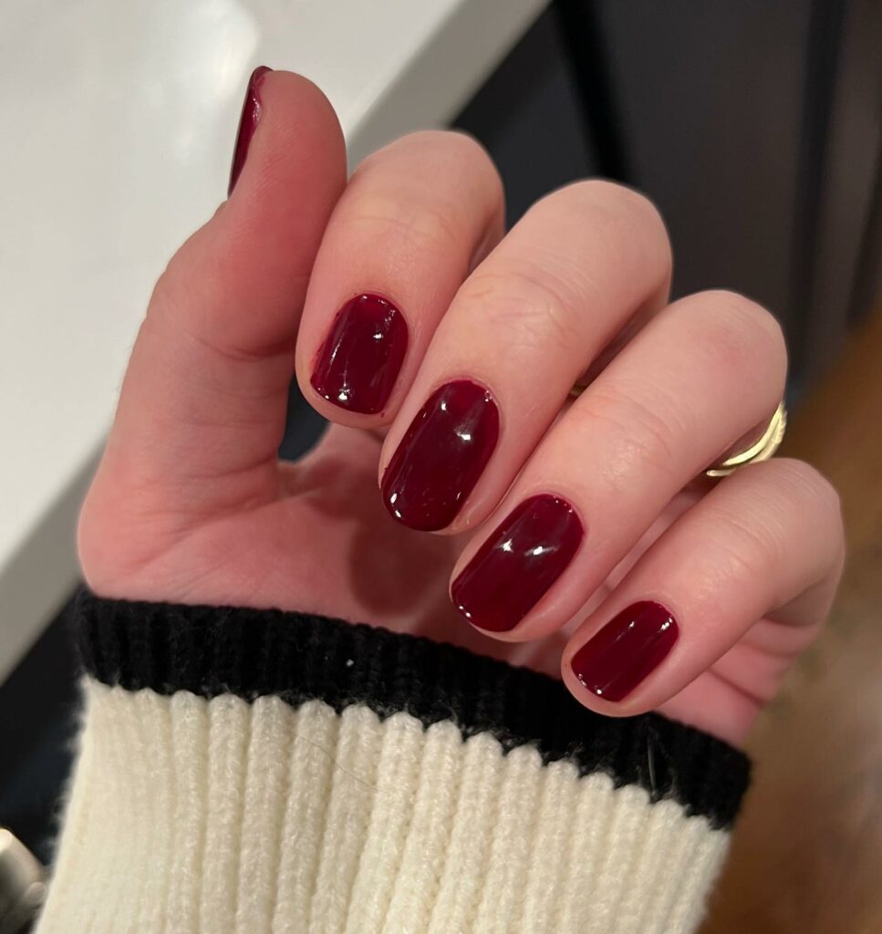 20 LATEST SHORT RED NAIL IDEAS TO TRY IN 2024! 27 Short Dark Red Nails