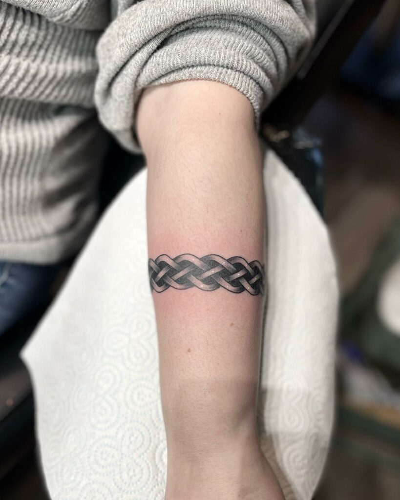 20+ Amazing CELTIC TATTOOS + All Their Meanings! 44 Celtic Band Tattoos