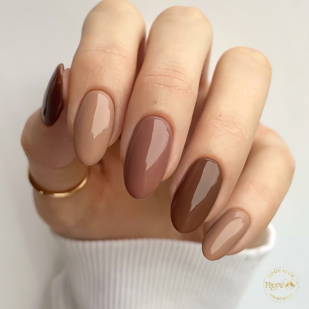 20 Latest Chocolate Glazed Donut Nail Ideas To Try In 2024! 23 Chocolate Glazed Series Ombre Nails