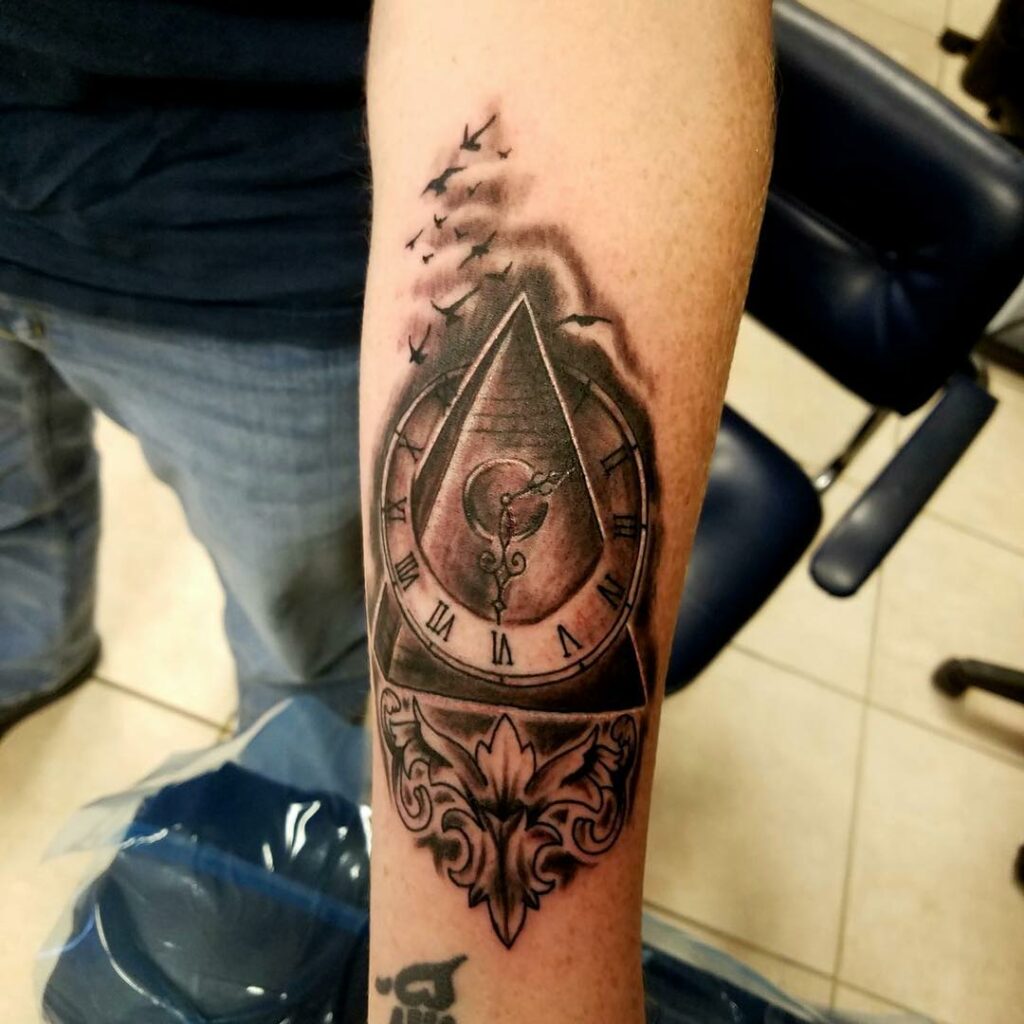 Amazing Pyramid Tattoo Designs + Their Meanings - Updated For 2024 14 Pyramid and Clock