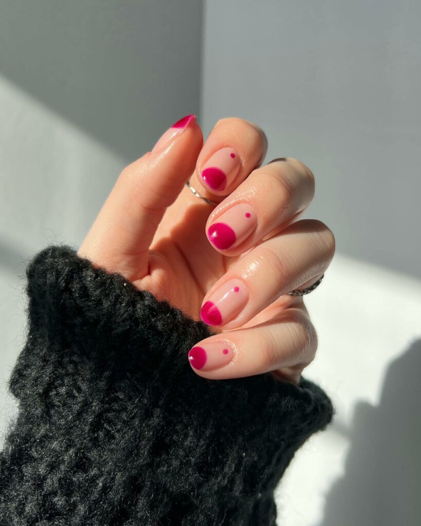 22 Latest Short Pink Nail Ideas To Try In 2024! 23 Abstract Art on Short Pink Nails