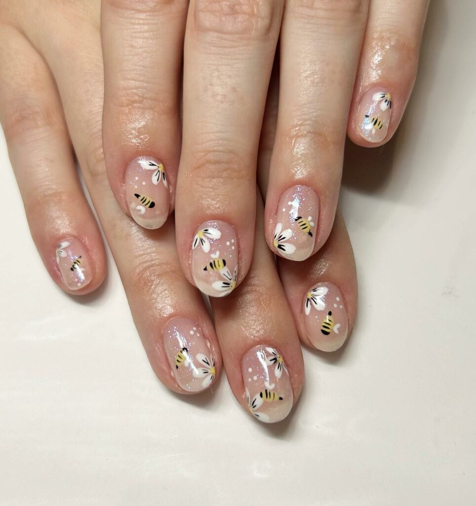20 Latest Short Spring Nail Designs To Try In 2024! 28 Short Spring Nails With Flower And Bees Design