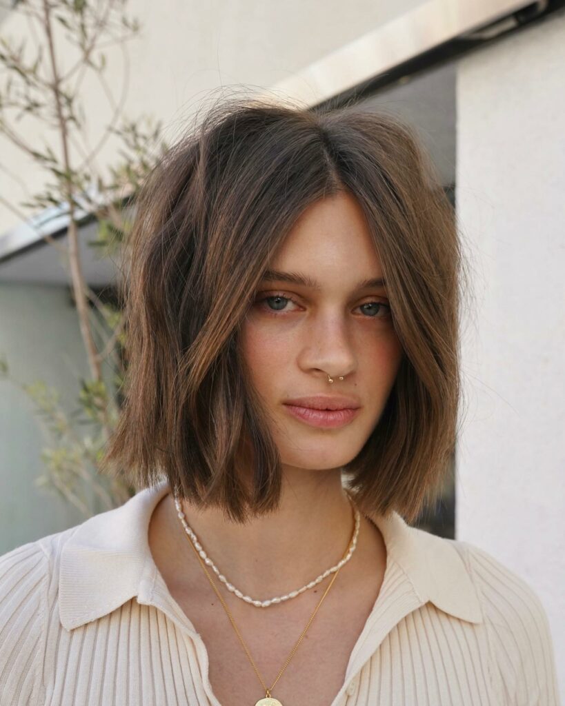 30 Medium Length Hairstyles Blonde Ideas to Try in 2024 20 Blunt Shoulder Cut