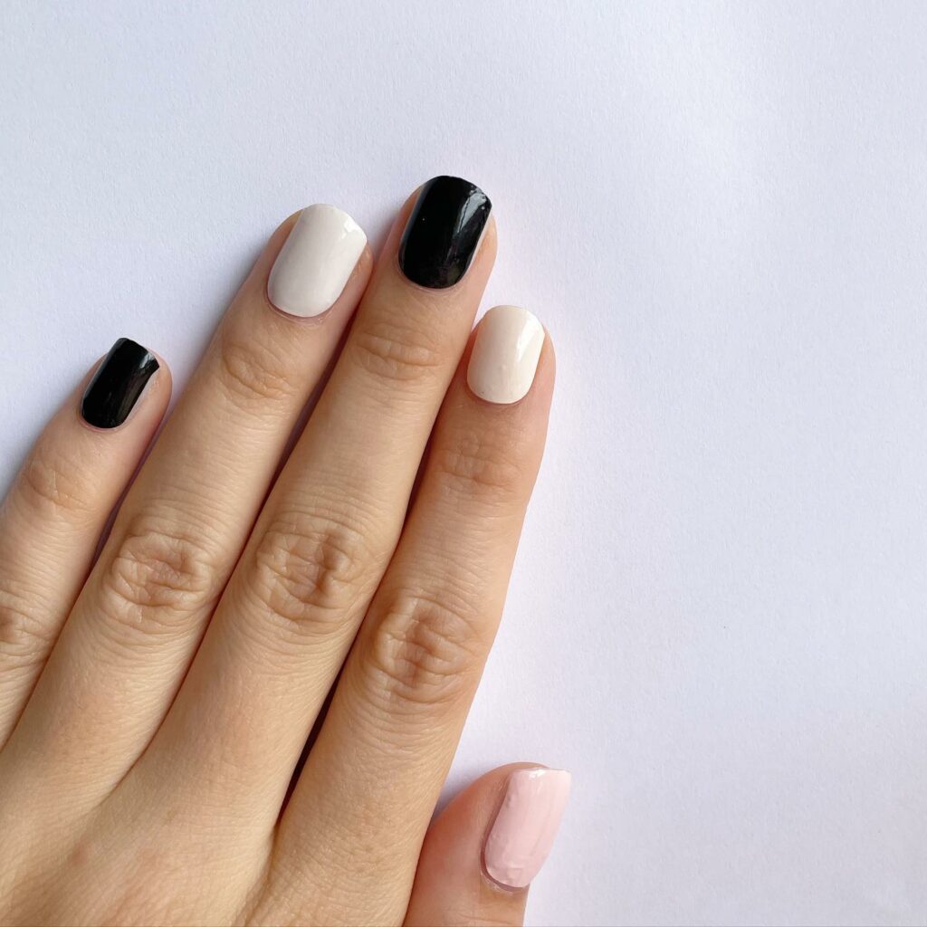 45 Latest Short Black Nail Designs To Try In 2024! 43 Black & White
