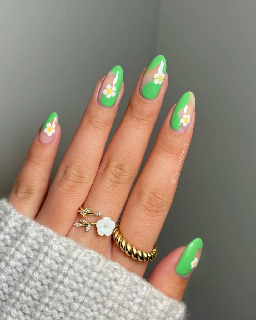 35 Latest St Patrick's Day Nail Designs To Try In 2024! 34 Green Daisies