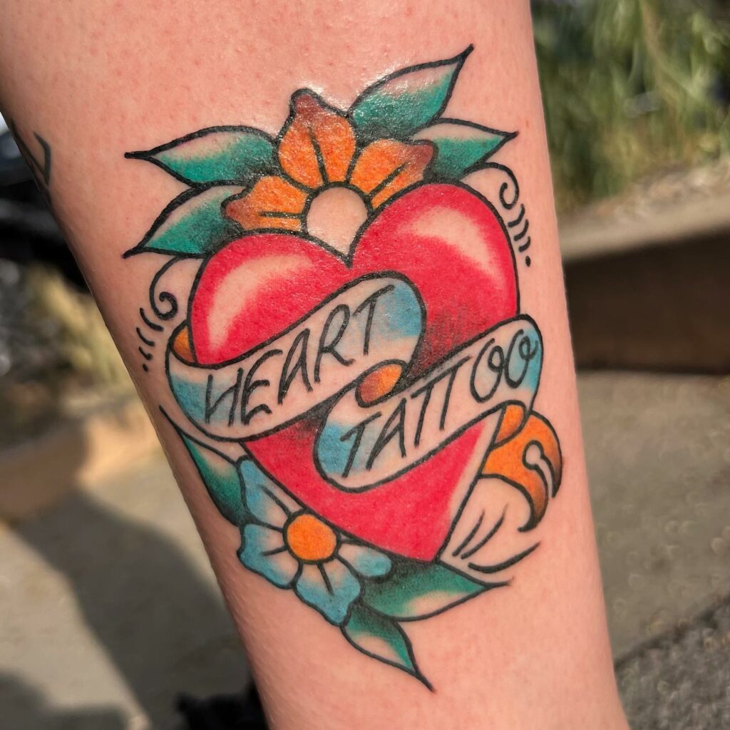 10+ BEAUTIFUL BROKEN HEART TATTOOS YOU NEED TO SEE! 14 Traditional Heart Tattoo