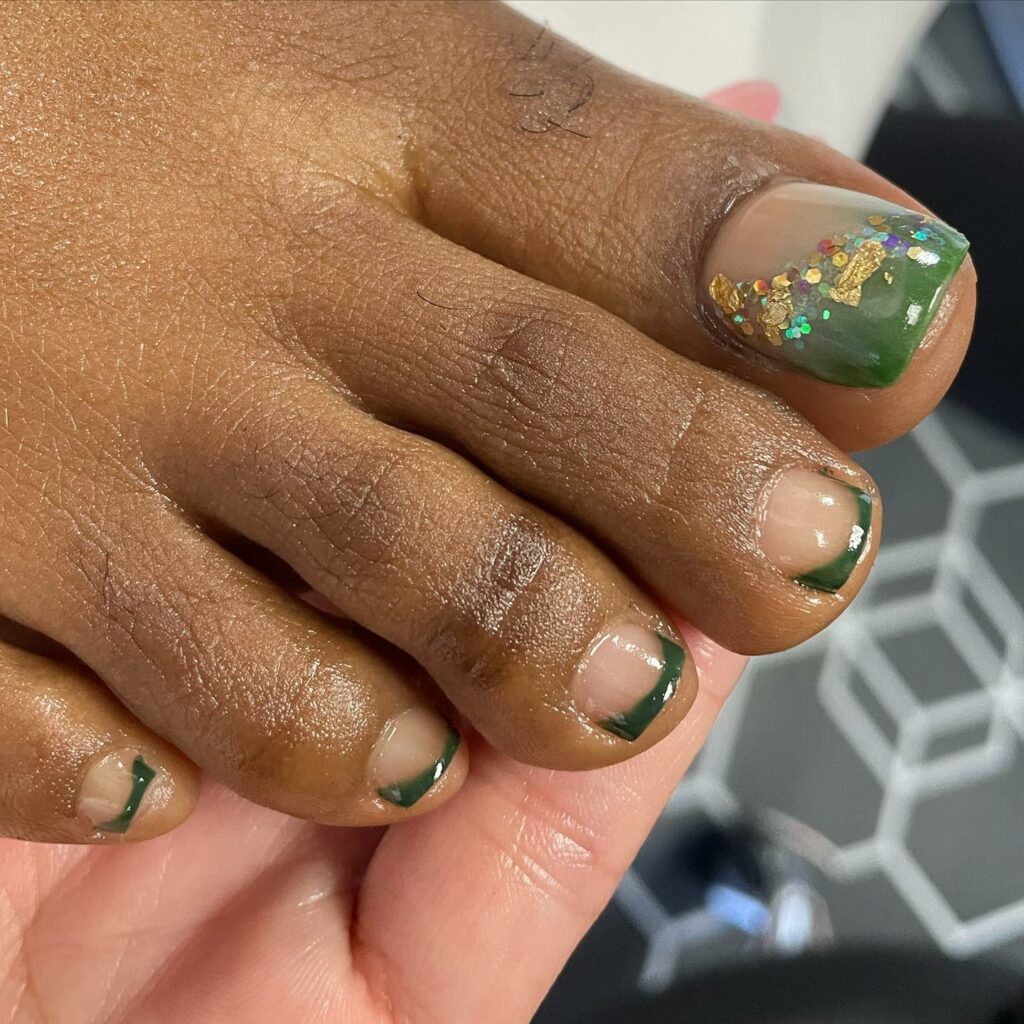30 Gold Pedicure Ideas to Add Glamour to Your Look in 2024 27 Gold Flakes On Green Tips Pedicure
