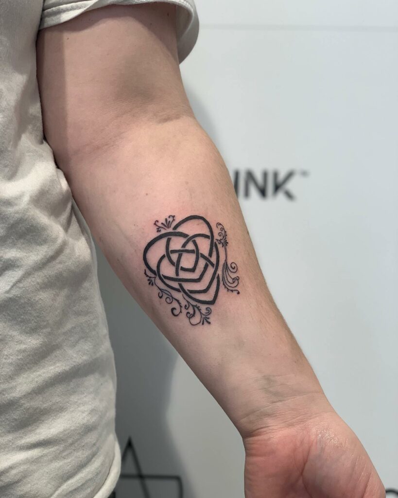 20+ Amazing CELTIC TATTOOS + All Their Meanings! 21 Modern Love with Love Knots