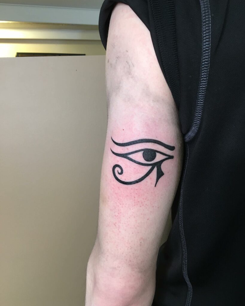 AMAZING PROTECTION TATTOO DESIGNS & MEANINGS IN 2024 19 Eye of Horus Tattoo