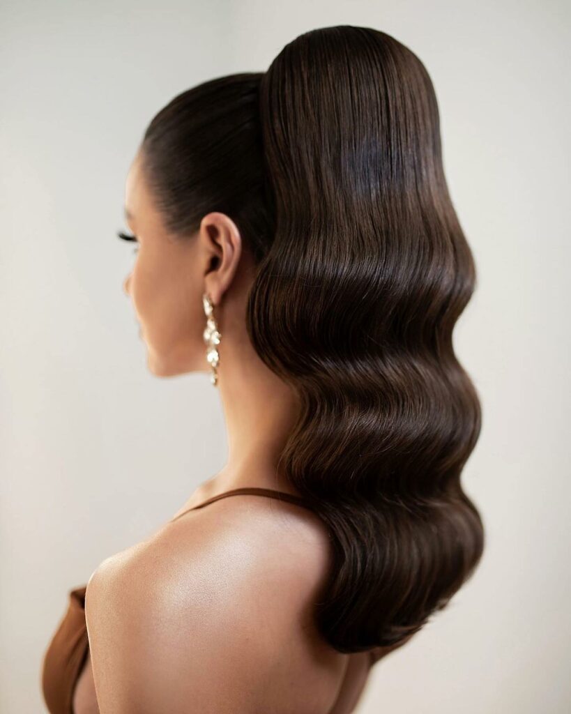 35 Ponytail Hairstyles Ideas for Effortless Elegance in 2024 26 Vintage Retro Ponytail