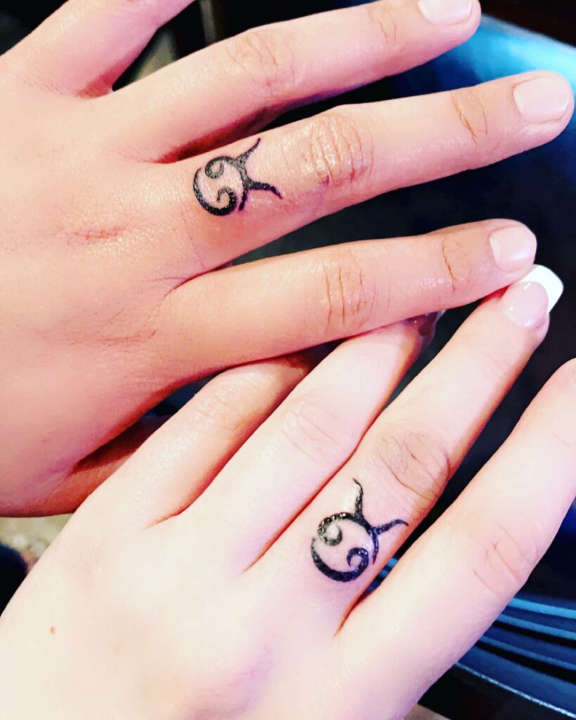 12+ MATCHING BEST FRIEND TATTOOS TO Show Off Your Bond With Your Bestie 12 Cute Best Friend Finger Tattoos