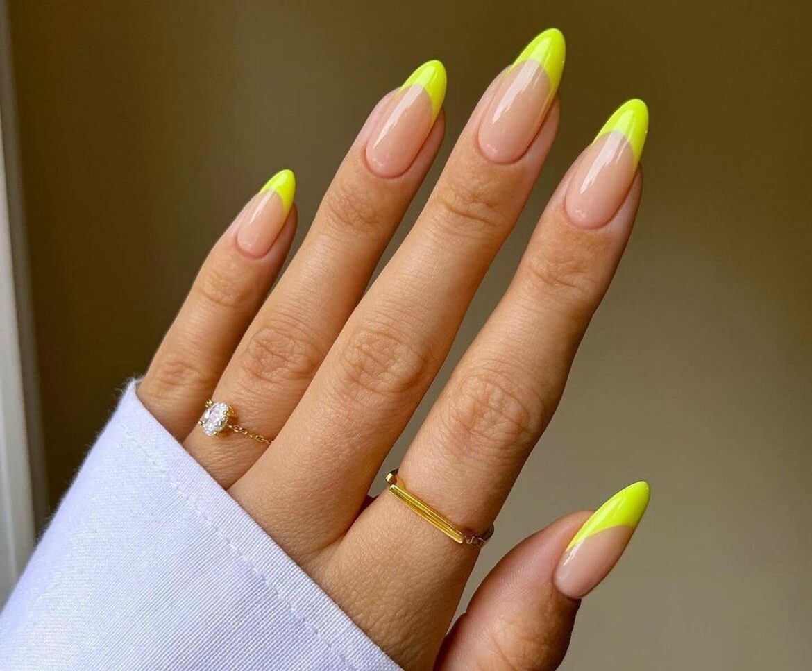 20 Latest Neon Yellow Nail Ideas To Try In 2024! 10
