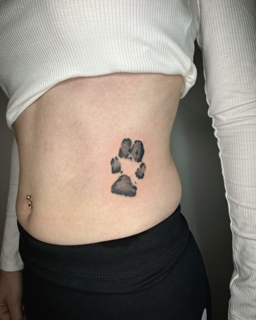 12+ MATCHING BEST FRIEND TATTOOS TO Show Off Your Bond With Your Bestie 17 Memorial Best Friend Tattoos