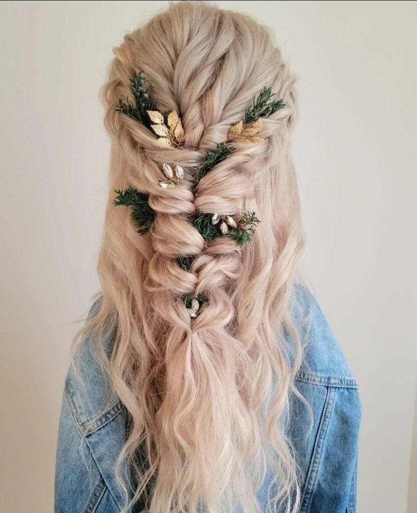 30 Spooky Halloween Hairstyles Ideas to Experiment with in 2024 36 Mermaid Braid with a Splash
