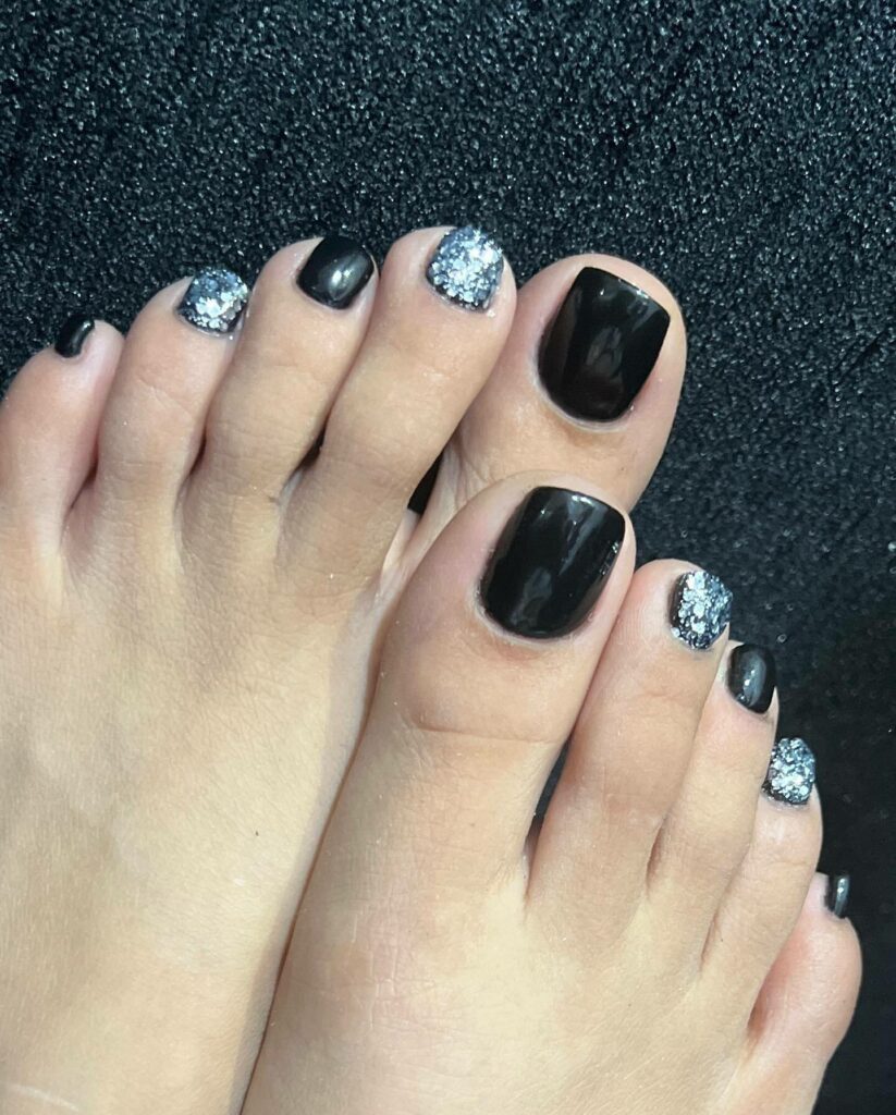 30 Spooky Halloween Pedicure Ideas to Try in 2024 12 Glossy Black Magic