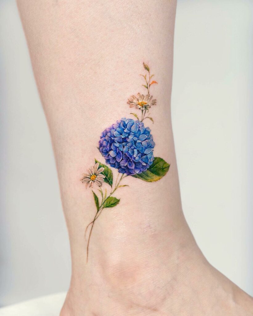 12 Amazing BIRTH FLOWERS & BEST BIRTHDAY FLOWER TATTOO IDEAS 13 Daisy Tattoo
