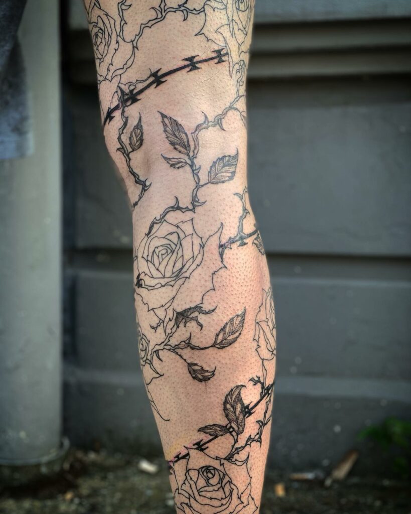 12 Amazing Barbed Wire Tattoos & Their Meanings 10 Barbed Wire Tattoo