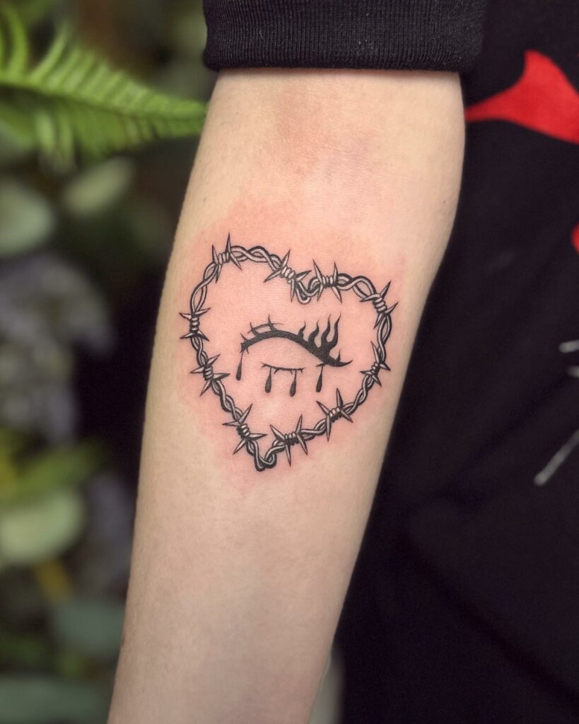 12 Amazing Barbed Wire Tattoos & Their Meanings 15 Barbed Wire Heart Tattoo