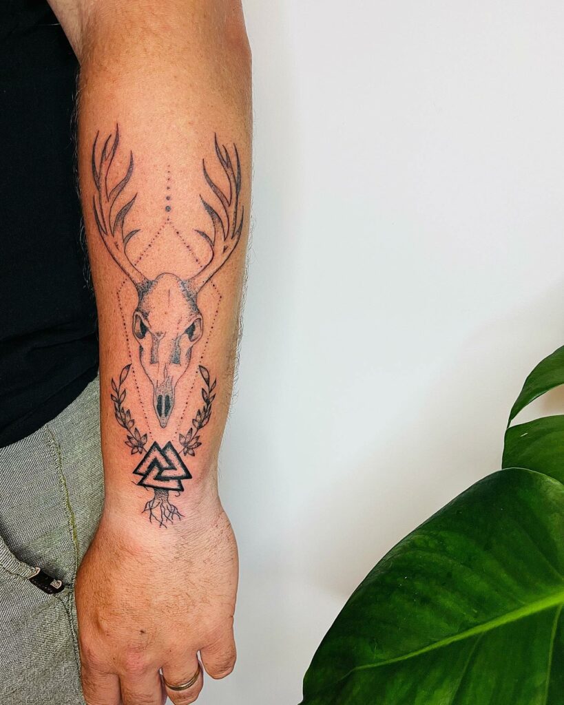 AMAZING VALKNUT TATTOOS & THEIR MEANINGS IN 2024 18 Valknut Tattoo