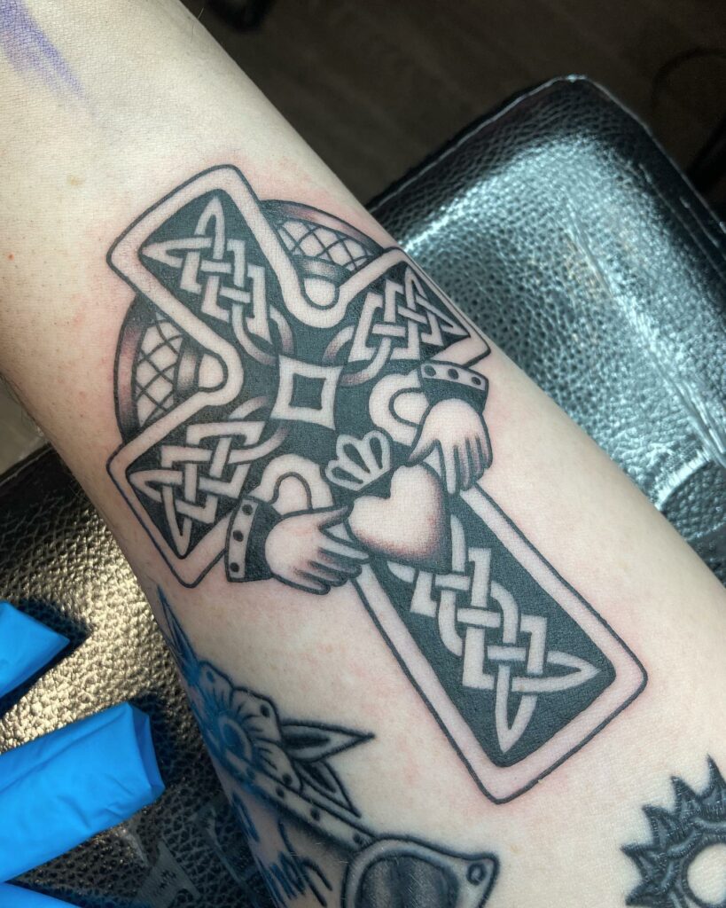 20+ Amazing CELTIC TATTOOS + All Their Meanings! 32 Celtic Cross Tattoo