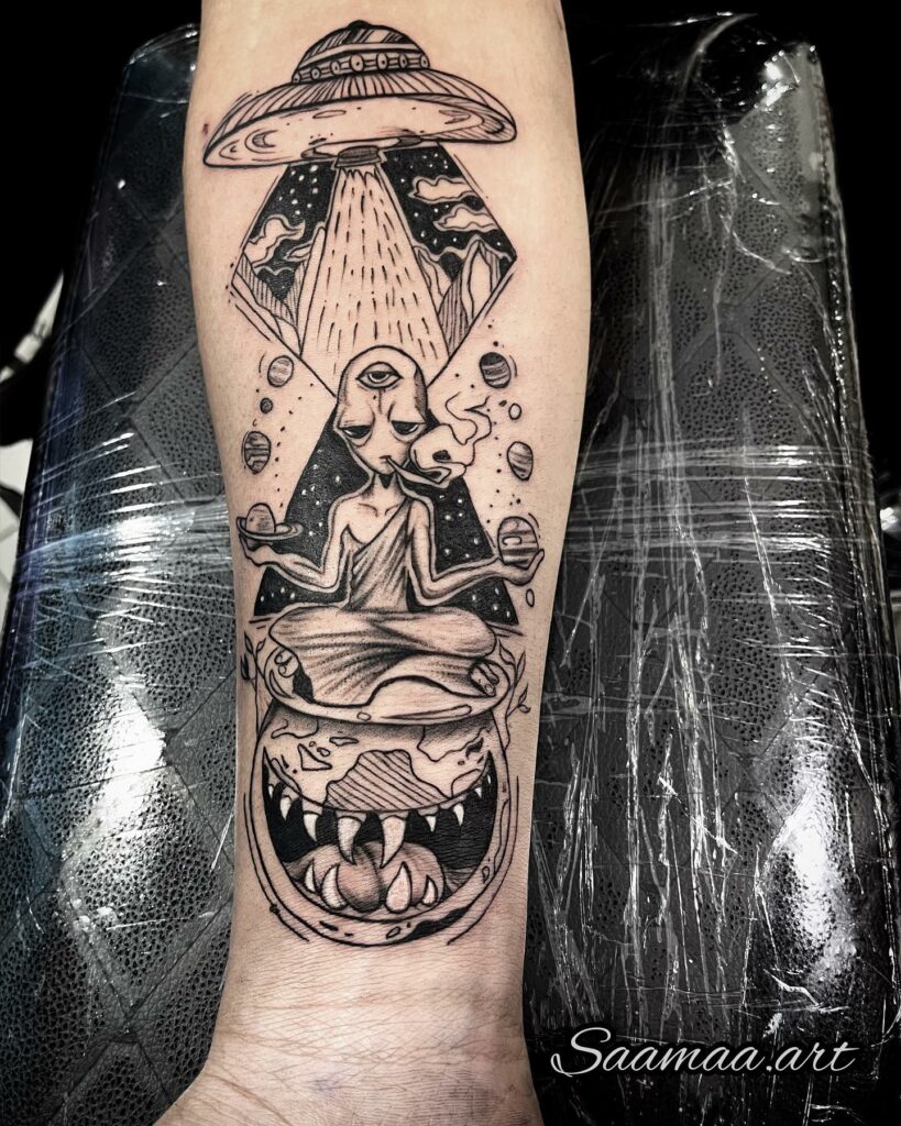 10 Very Funny Tattoo Ideas To Inspire You in 2024 13 Funny Alien Tattoo