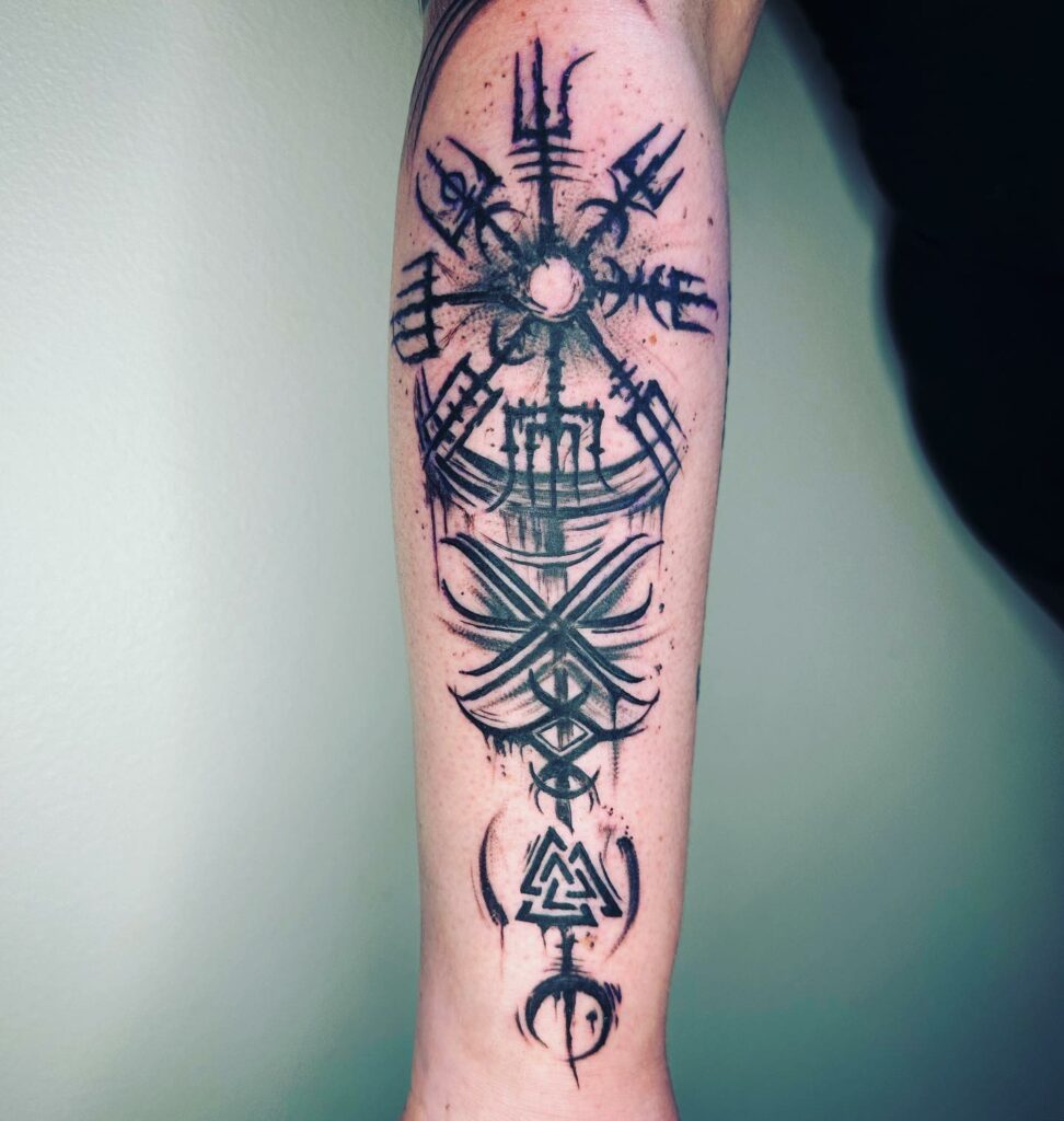10 AMAZING COMPASS TATTOO DESIGNS TO INSPIRE YOU IN 2024! 19 VIKING COMPASS TATTOO