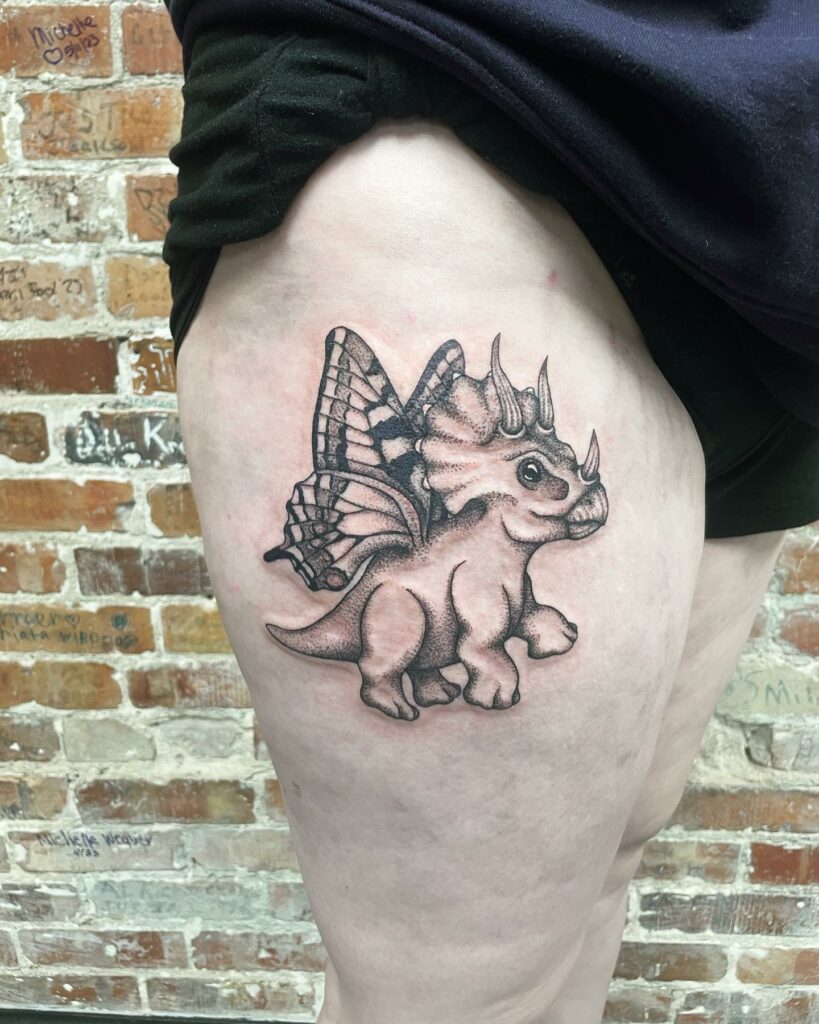 12 Amazing Thigh Tattoo Ideas - UPDATED 2024 19 Black and Gray Thigh Tattoo