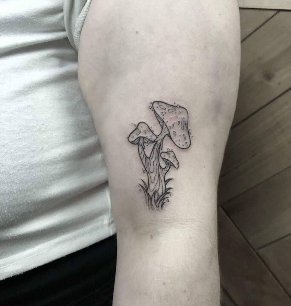 Mesmerizing Mushroom Tattoo Ideas + Meanings for 2024 18 Mushroom Gill Tattoo