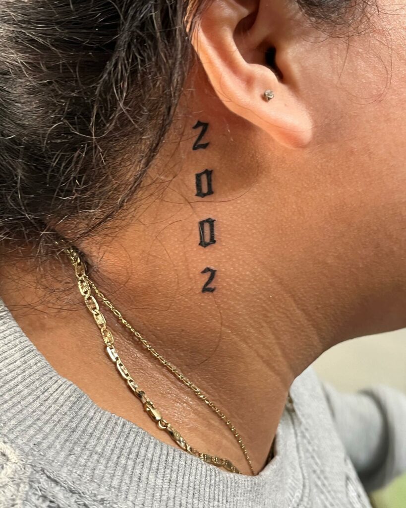 AMAZING MATCHING SISTER TATTOO IDEAS - NEW & UPDATED 2024 32 Behind the Ear Sister Tattoo