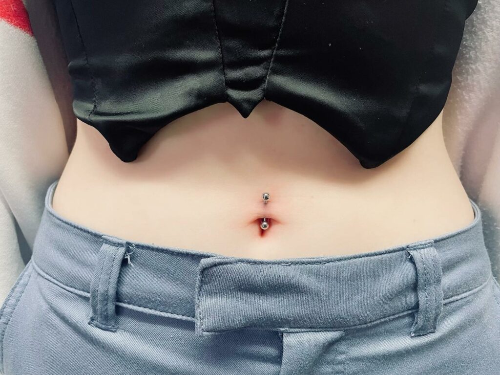 Re-Piercing Your Belly Button - The Ultimate Guide For 2024 11 Re-Piercing Belly Button
