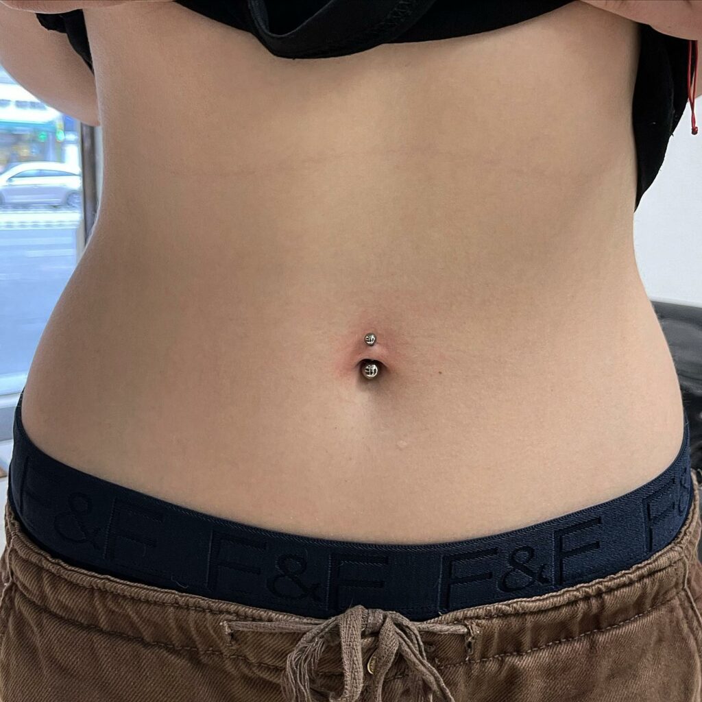 Re-Piercing Your Belly Button - The Ultimate Guide For 2024 14 Re-Piercing Belly Button