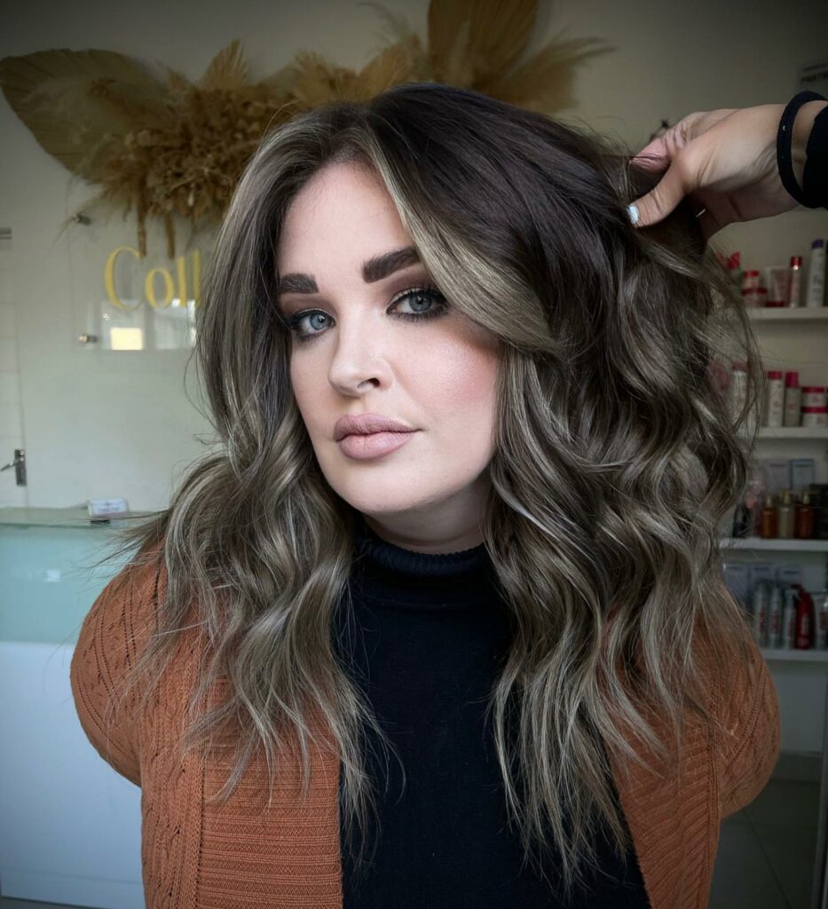 25 Butterfly Haircut Ideas to Elevate Your Style in 2024 27 Black Hair with Light Layers