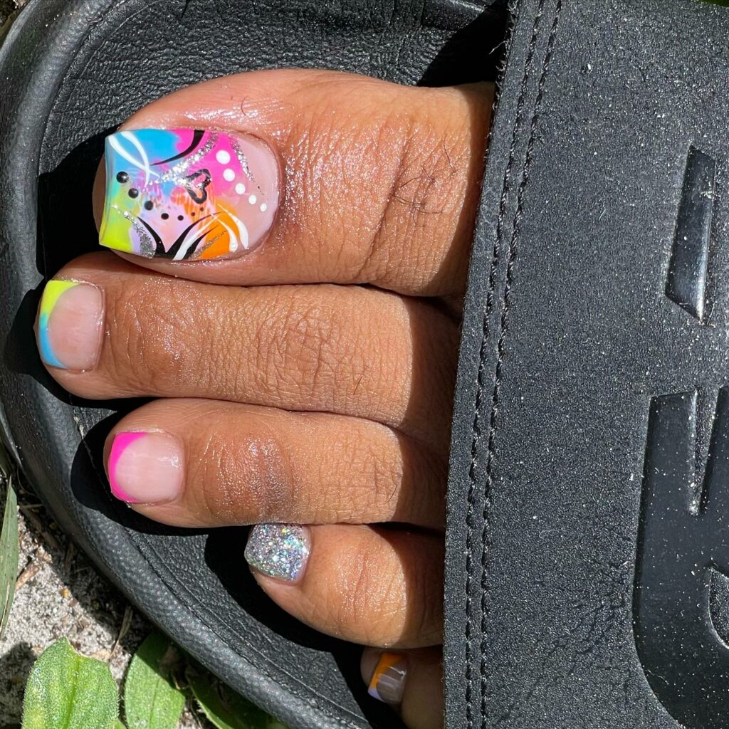 35 Neon Pedicure Ideas to Make a Bold Statement in 2024 39 Neon Paintbrush Design