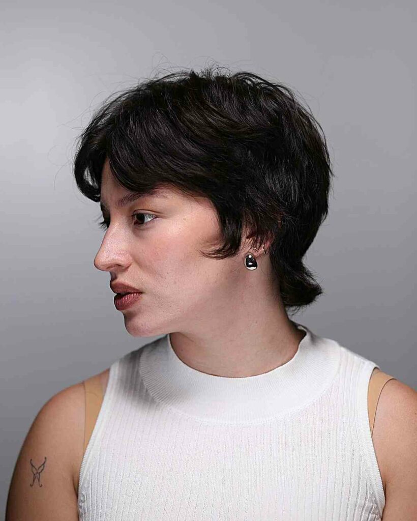 35 Long Wolf Cut Hairstyle Ideas to Try in 2024 42 Wolf Cut Mullet