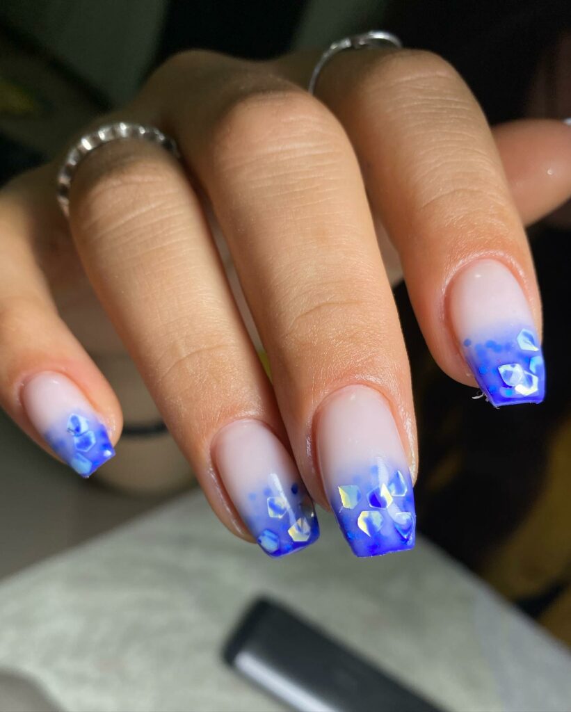20 Latest Royal Blue Ombre Nail Designs To Try In 2024! 25 Royal Blue And White Ombre Nails With Huge Glitters