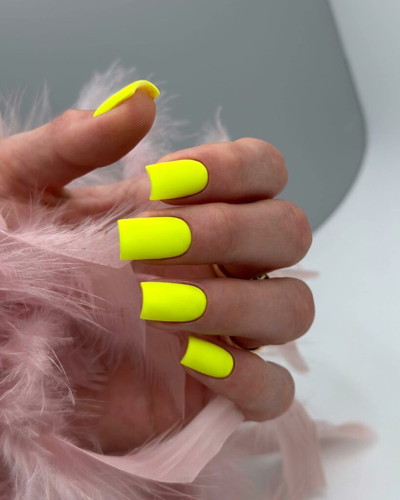 20 Latest Neon Yellow Nail Ideas To Try In 2024! 30 Matte Square Neon Yellow Nails