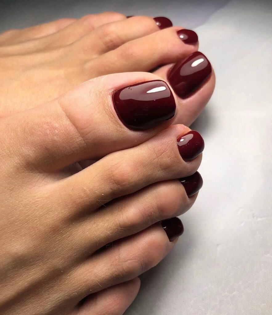 20 Latest Burgundy Pedicure Designs To Try In 2024! 29 Glossy Burgandy Pedicure