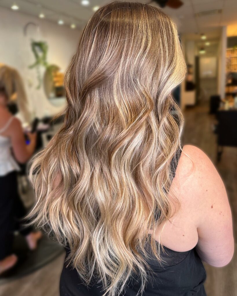 55 Dirty Blonde Ideas to Try in 2024 39 Platinum Dirty Blonde