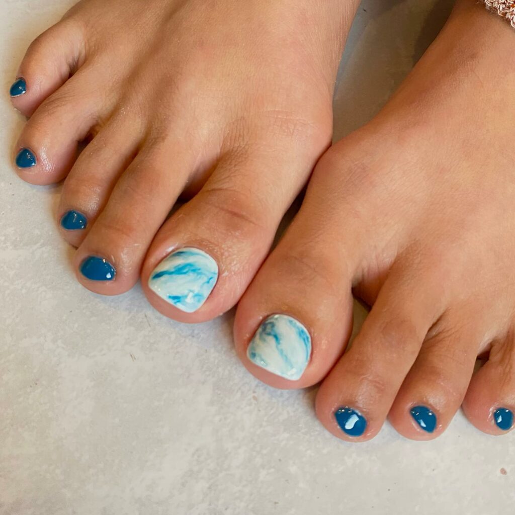 27 Latest Blue Pedicure Designs To Try In 2024! 20 Blazing In Blue