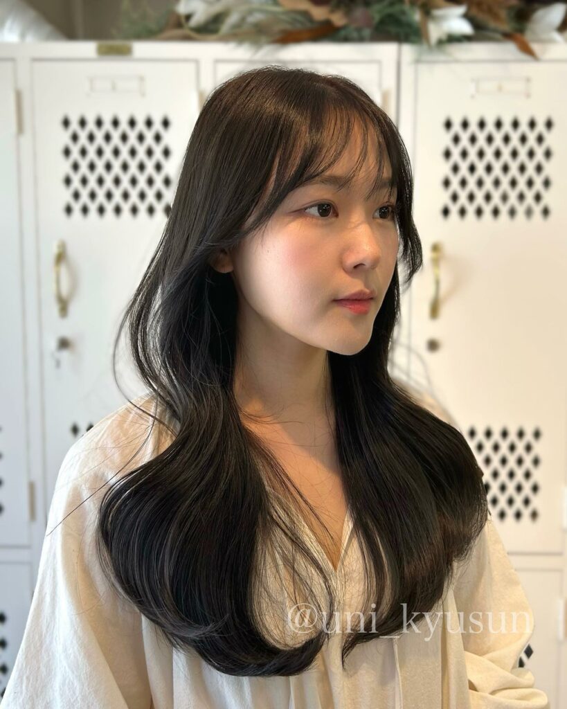 35 Long Wolf Cut Hairstyle Ideas to Try in 2024 40 Korean Wolf Cut