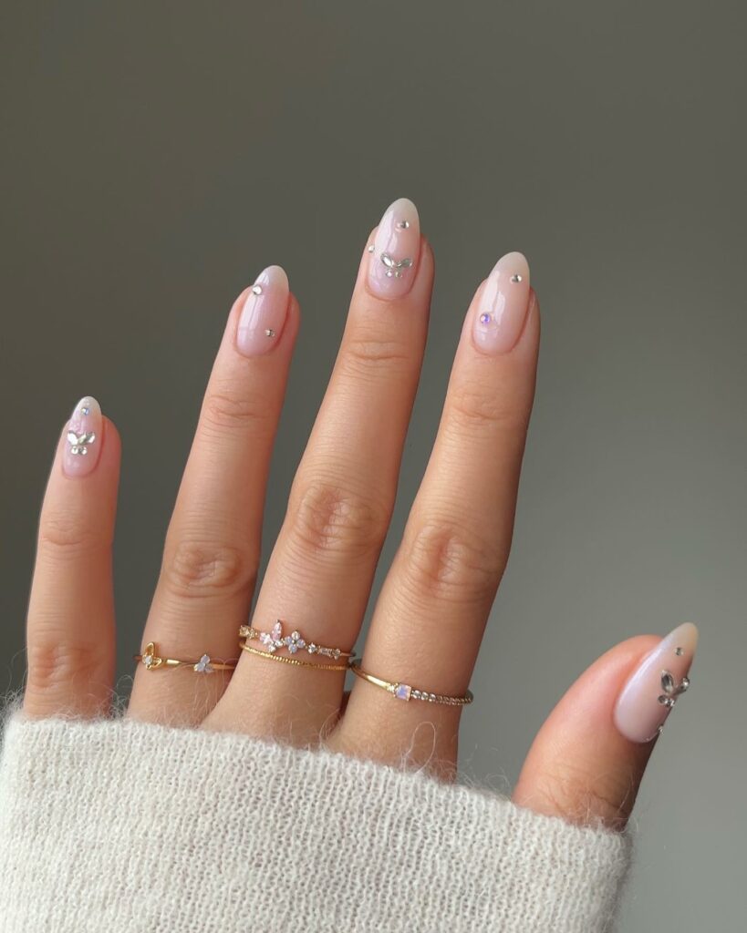 Glow with 20 Pearl White Nail Designs in 2024 18 White Pearl Nail With Rhinestones
