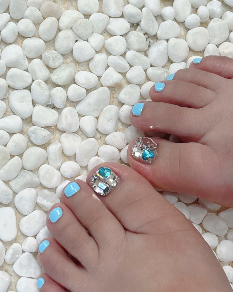 30 Light Blue Pedicure Ideas to Try in 2024 35 Light Blue Pedicure With Gold Stones