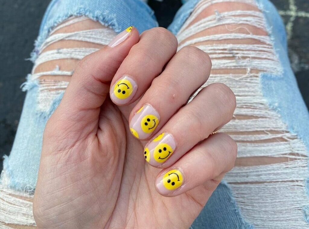 Show Off 25 Smiley Face Nail Designs in 2024 15 Short Smiley Nails